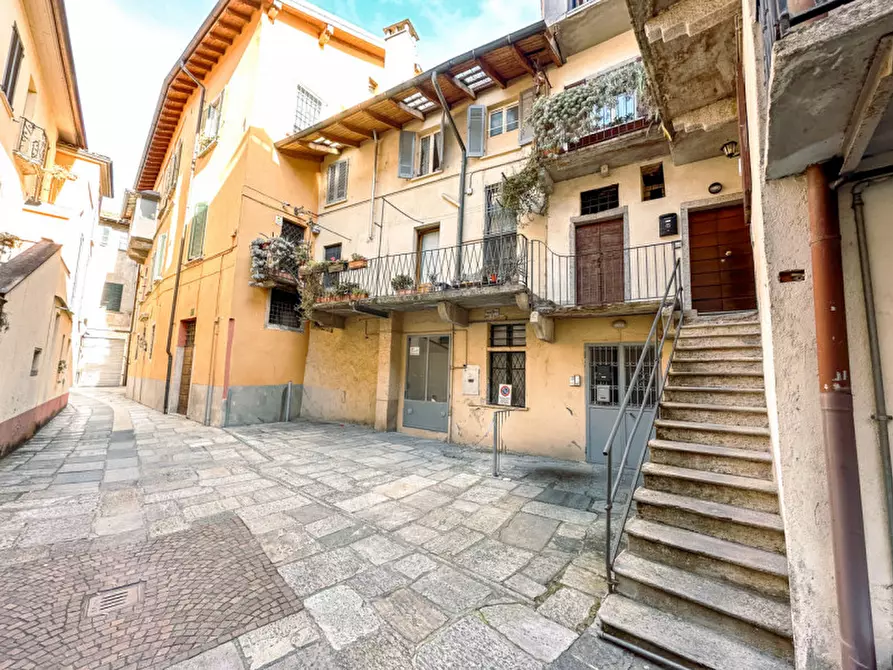 Immagine 2 di Appartamento in vendita  in Via Antonio Cantova, 3 a Verbania