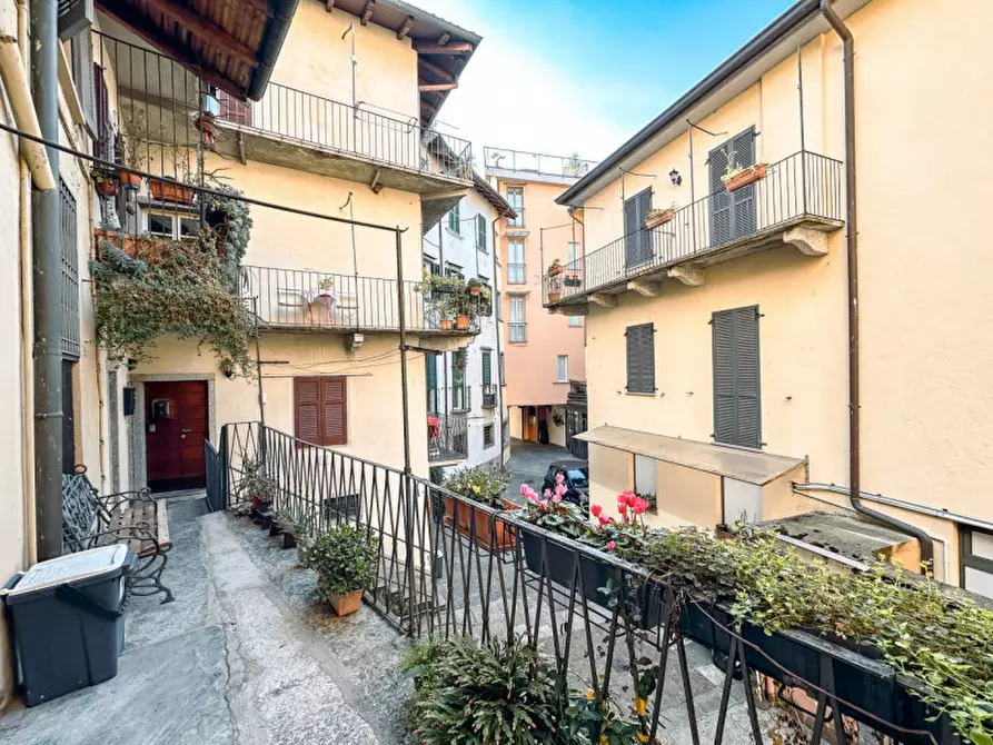 Immagine 17 di Appartamento in vendita  in Via Antonio Cantova, 3 a Verbania