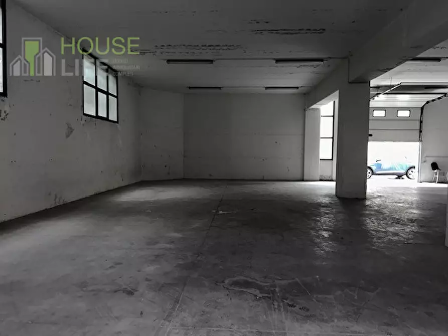 Immagine 5 di Capannone industriale in vendita  in Via dell'industria a Malo