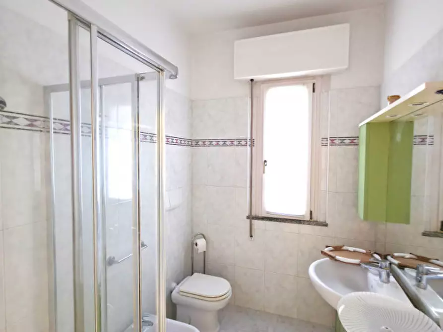 Immagine 10 di Appartamento in vendita  in viale cavalcanti a Riccione