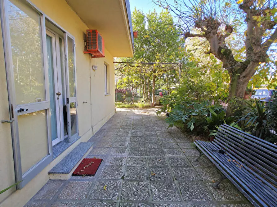 Immagine 28 di Appartamento in vendita  in viale cavalcanti a Riccione