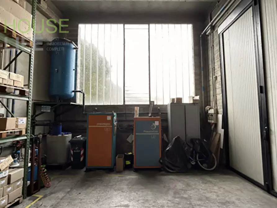 Immagine 10 di Capannone industriale in affitto  in VIA PONTARON a Caldogno