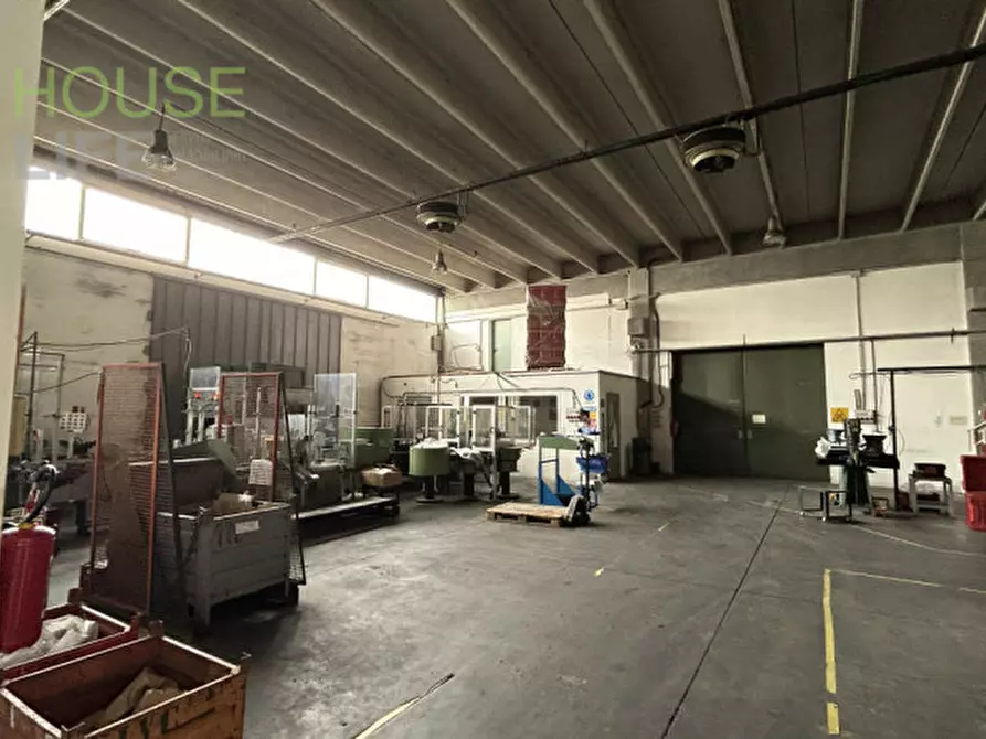 Immagine 11 di Capannone industriale in affitto  in VIA PONTARON a Caldogno
