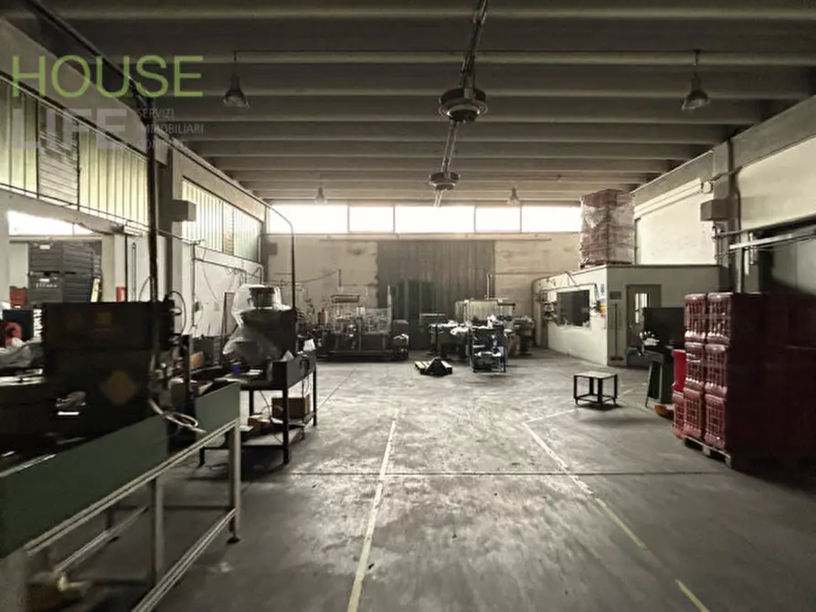 Immagine 19 di Capannone industriale in affitto  in VIA PONTARON a Caldogno