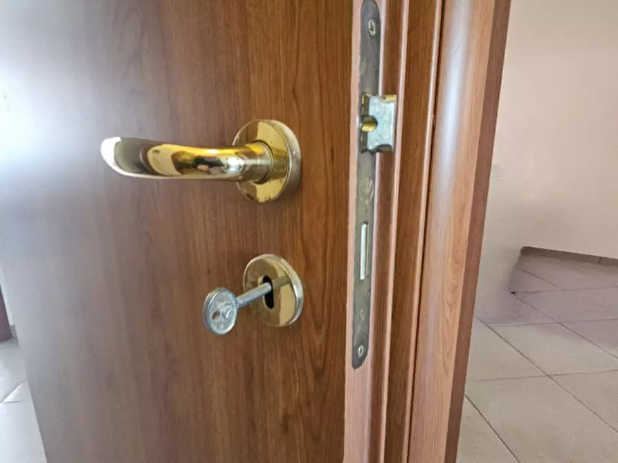 Immagine 38 di Appartamento in vendita  in via clodia 31 a Rimini