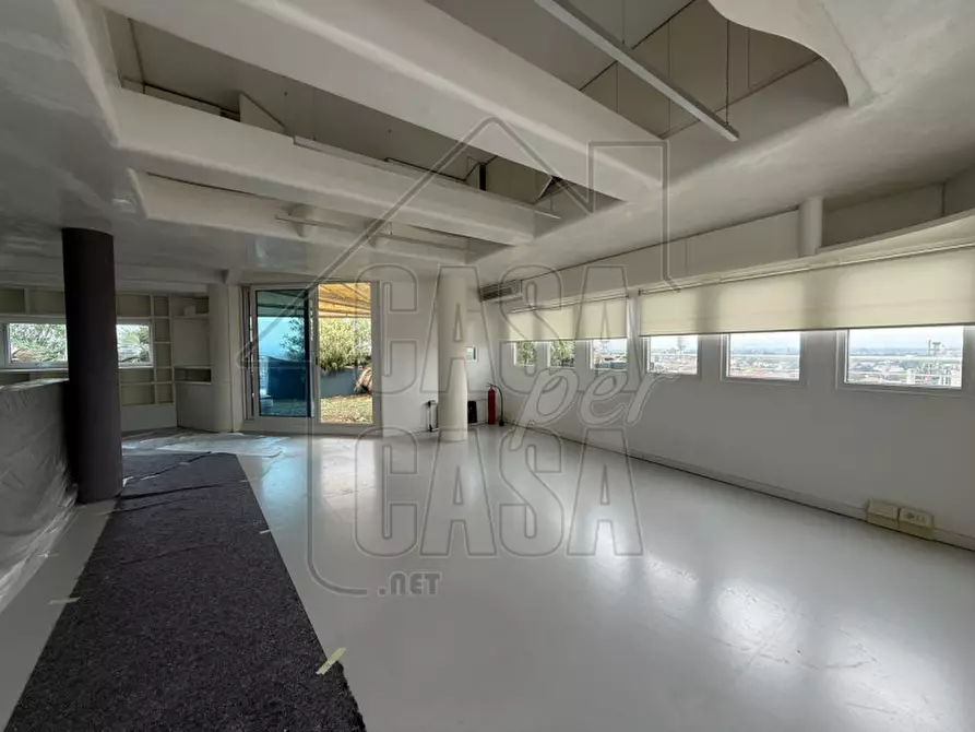 Immagine 1 di Attico in vendita  in CORSO GARIBALDI a Padova