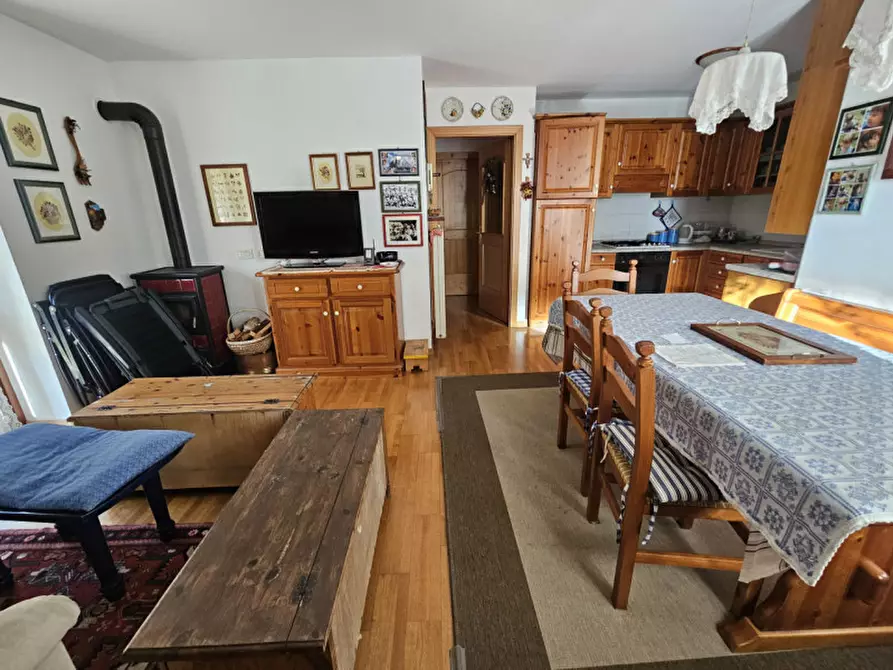 Immagine 7 di Appartamento in vendita  in Frazione San Bernardo, n.207 a Rabbi