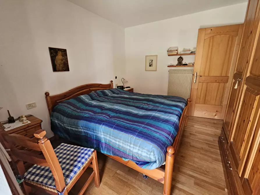 Immagine 12 di Appartamento in vendita  in Frazione San Bernardo, n.207 a Rabbi