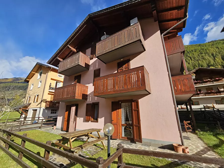 Immagine 19 di Appartamento in vendita  in Frazione San Bernardo, n.207 a Rabbi