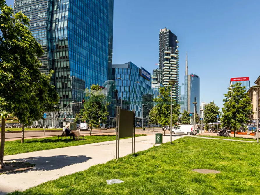 Immagine 2 di Appartamento in vendita  in via fabio filzi 9 a Milano