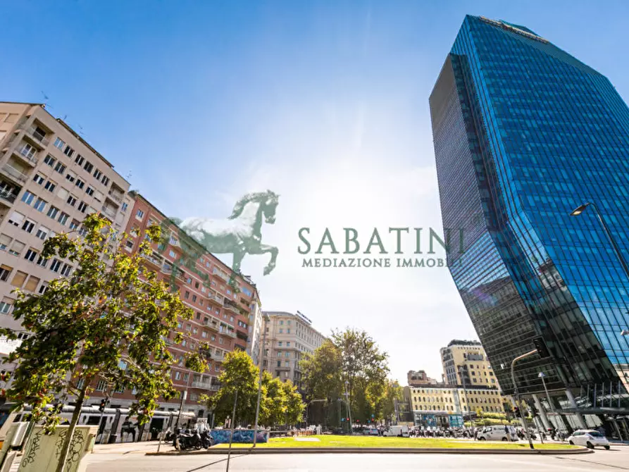 Immagine 5 di Appartamento in vendita  in via fabio filzi 9 a Milano