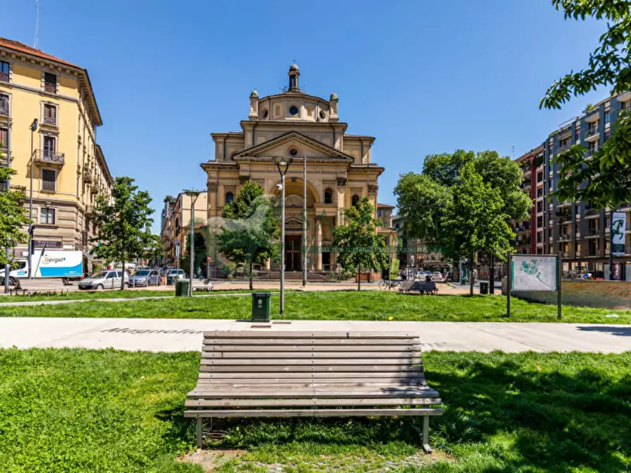 Immagine 6 di Appartamento in vendita  in via fabio filzi 9 a Milano