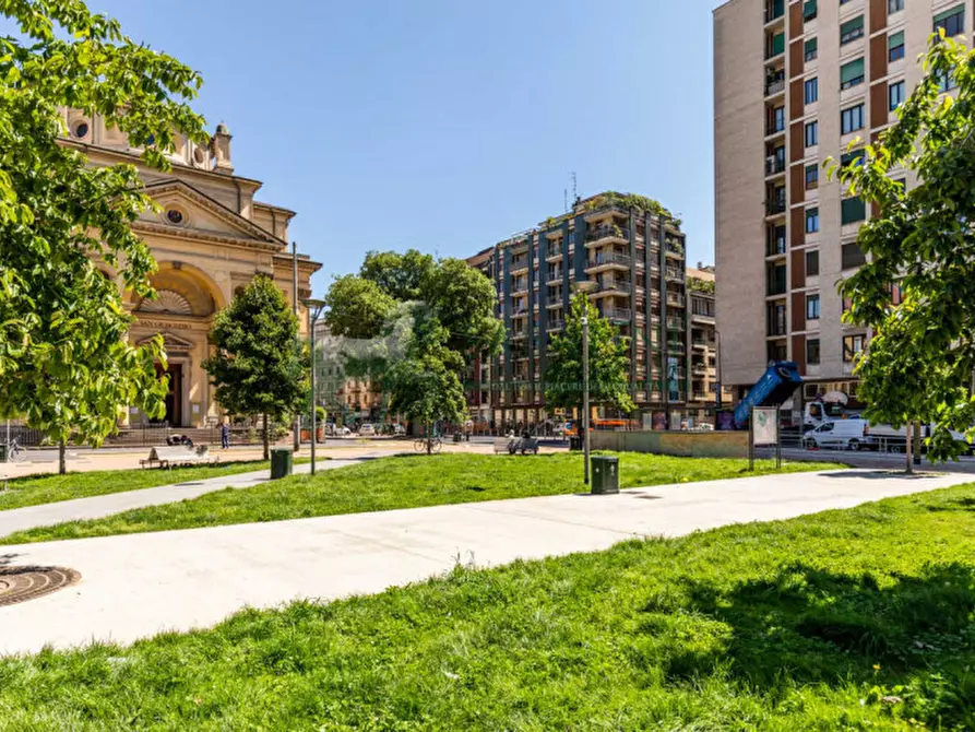 Immagine 18 di Appartamento in vendita  in via fabio filzi 9 a Milano