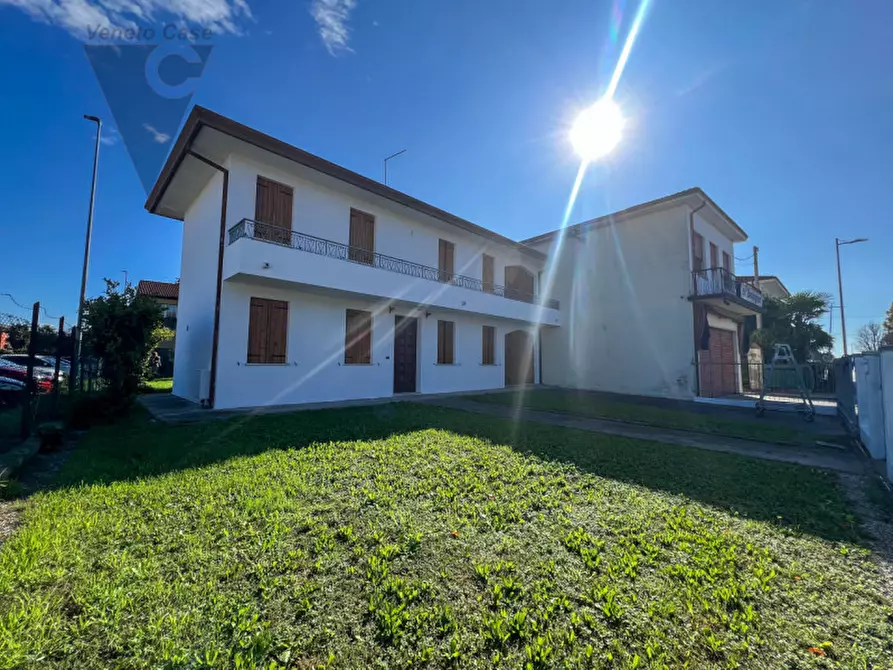 Immagine 5 di Casa indipendente in vendita  in Via Villa del Bosco a Pontelongo