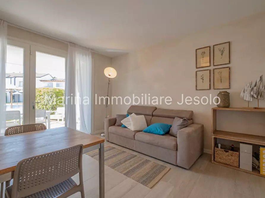 Immagine 8 di Appartamento in vendita  in Via Tagliamento a Jesolo