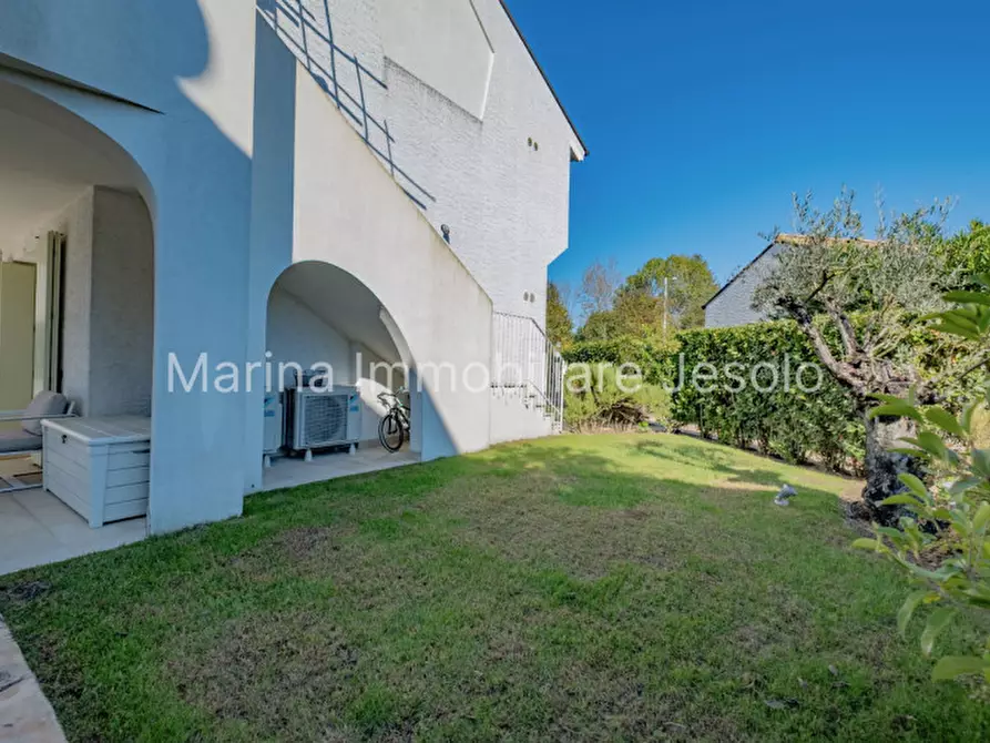 Immagine 21 di Appartamento in vendita  in Via Tagliamento a Jesolo