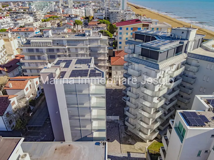 Immagine 7 di Palazzo in vendita  a Jesolo