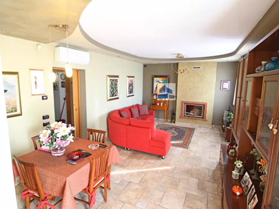 Immagine 2 di Casa indipendente in vendita  in Via Dante Alighieri a Santa Maria Di Sala