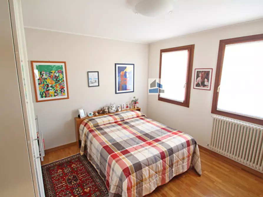 Immagine 12 di Casa indipendente in vendita  in Via Dante Alighieri a Santa Maria Di Sala