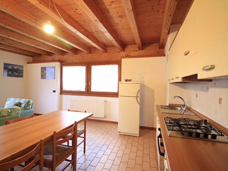 Immagine 6 di Appartamento in vendita  in Via Giovanni Prati a Castel Condino