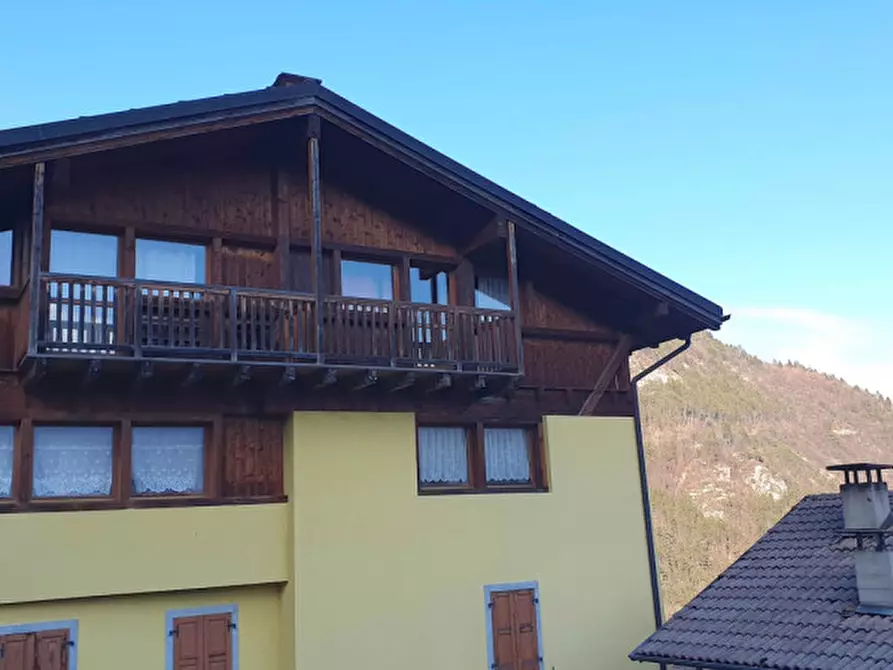 Immagine 7 di Appartamento in vendita  in Via Giovanni Prati a Castel Condino