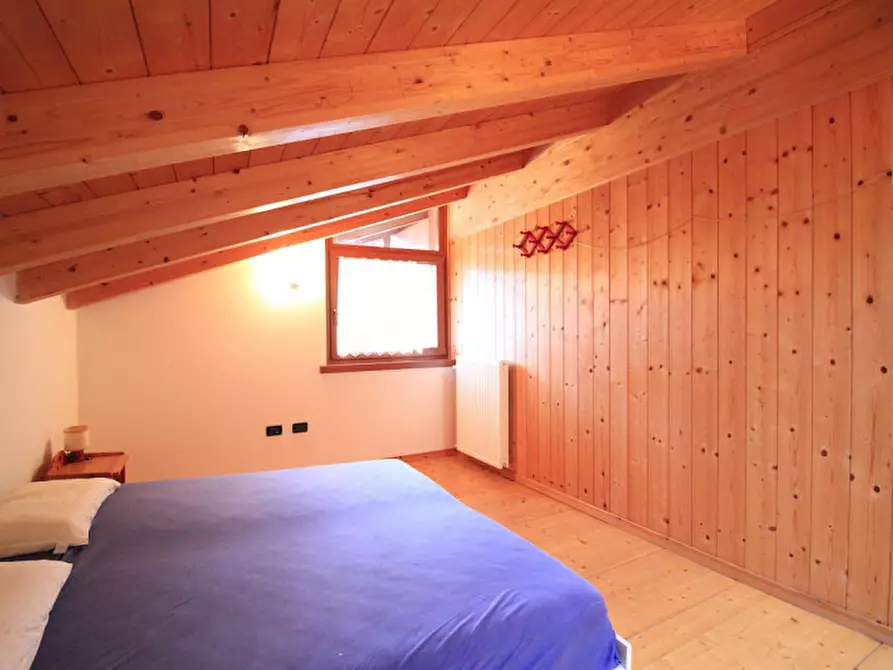 Immagine 8 di Appartamento in vendita  in Via Giovanni Prati a Castel Condino