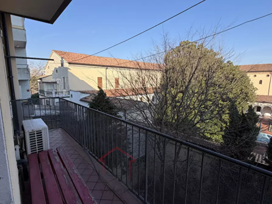 Immagine 11 di Camera in affitto  in Via Beato Pellegrino a Padova