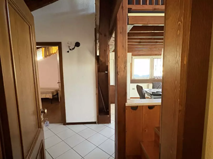 Immagine 3 di Appartamento in vendita  in VIA DEI CANNONI a Cles