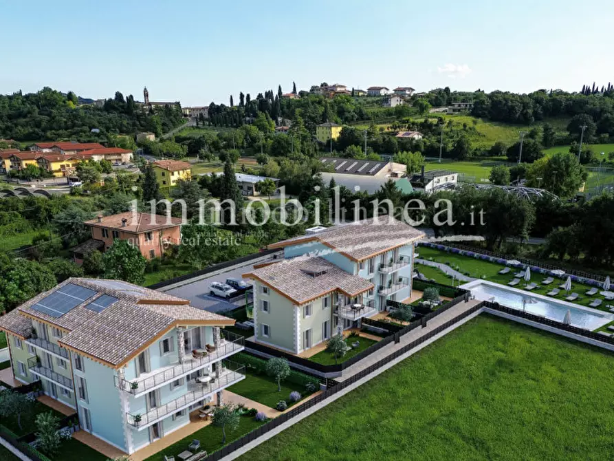 Immagine 8 di Appartamento in vendita  in Via Primo Maggio a Costermano sul Garda