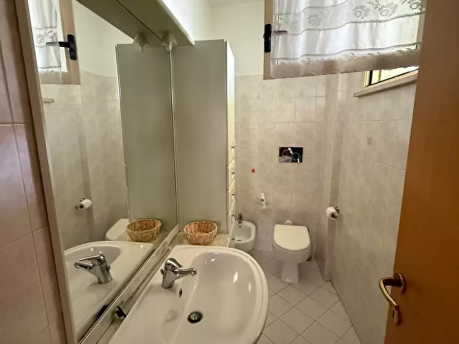 Immagine 7 di Appartamento in vendita  in Lungomare Goffredo Mameli a Senigallia