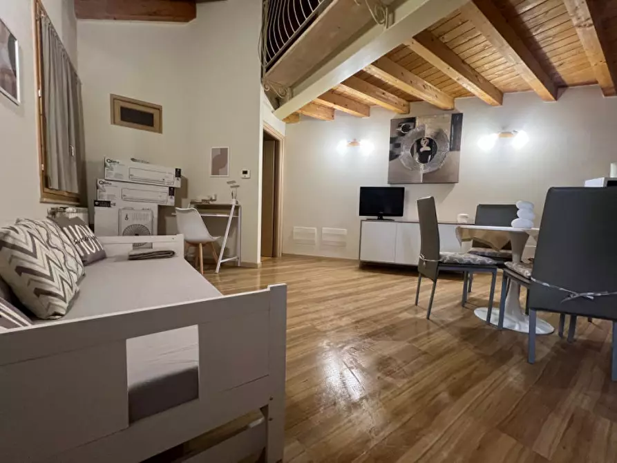 Immagine 5 di Loft/Open space in vendita  in Via Regia Antica a Lonato del Garda