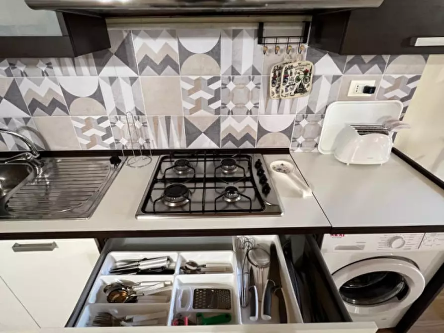 Immagine 12 di Loft/Open space in vendita  in Via Regia Antica a Lonato del Garda