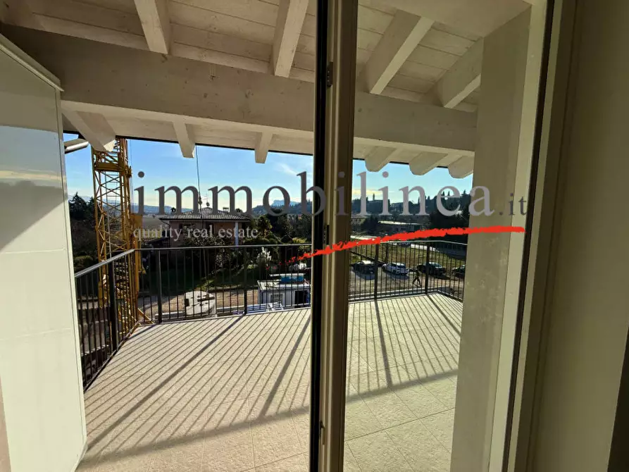 Immagine 4 di Appartamento in vendita  in Via Primo Maggio a Costermano sul Garda
