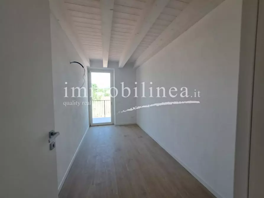 Immagine 6 di Appartamento in vendita  in Via Primo Maggio a Costermano sul Garda
