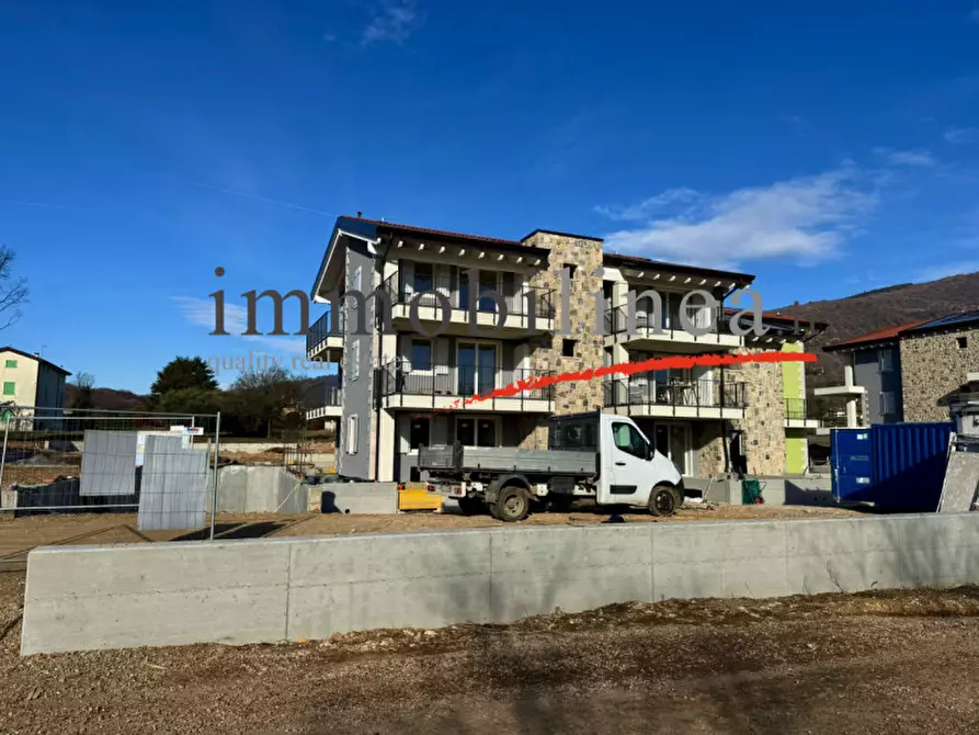 Immagine 6 di Appartamento in vendita  in Via Primo Maggio a Costermano sul Garda