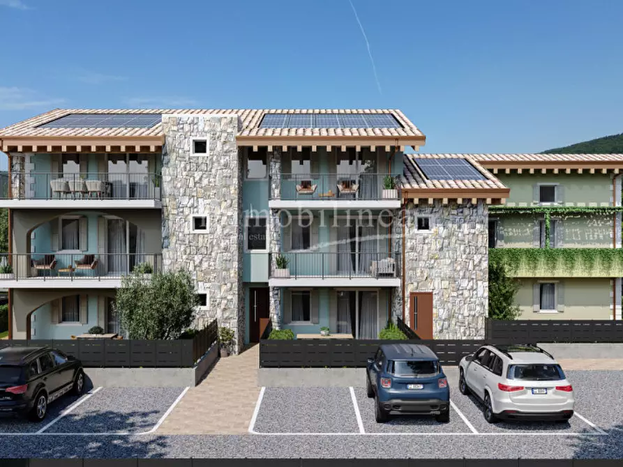 Immagine 8 di Appartamento in vendita  in Via Primo Maggio a Costermano sul Garda