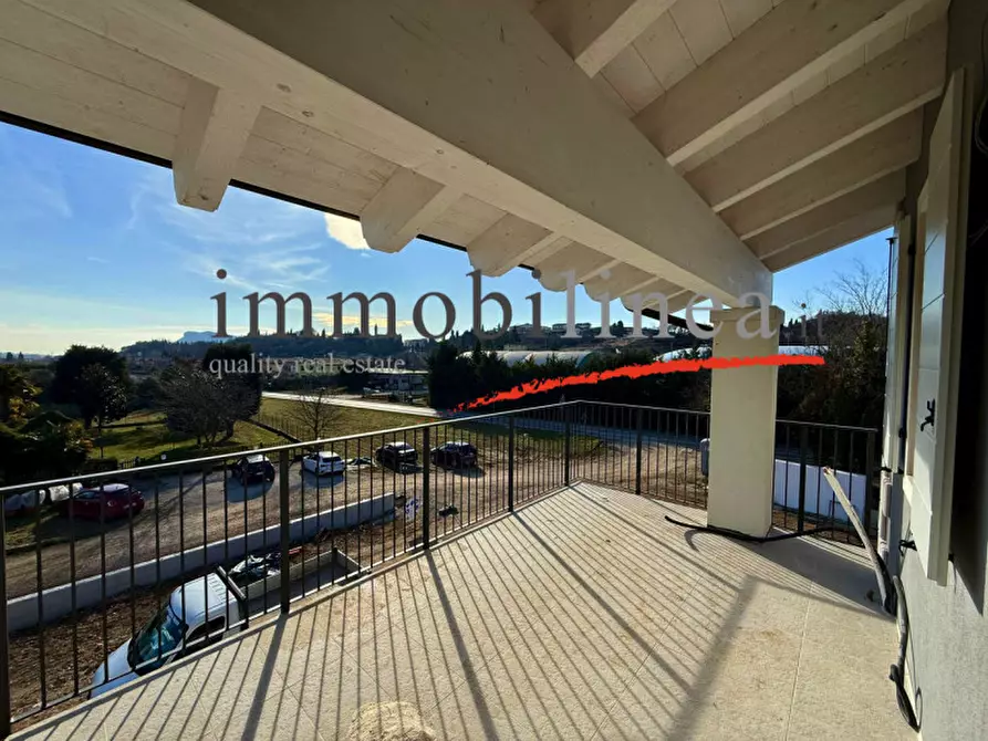 Immagine 13 di Appartamento in vendita  in Via Primo Maggio a Costermano sul Garda