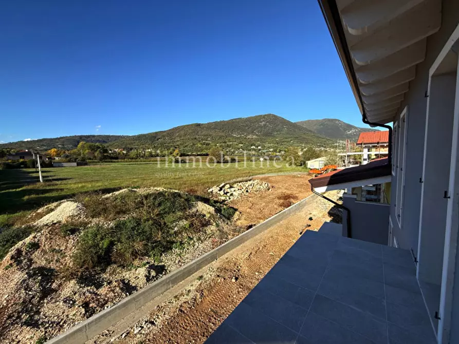 Immagine 8 di Appartamento in vendita  in Via Primo Maggio a Costermano sul Garda