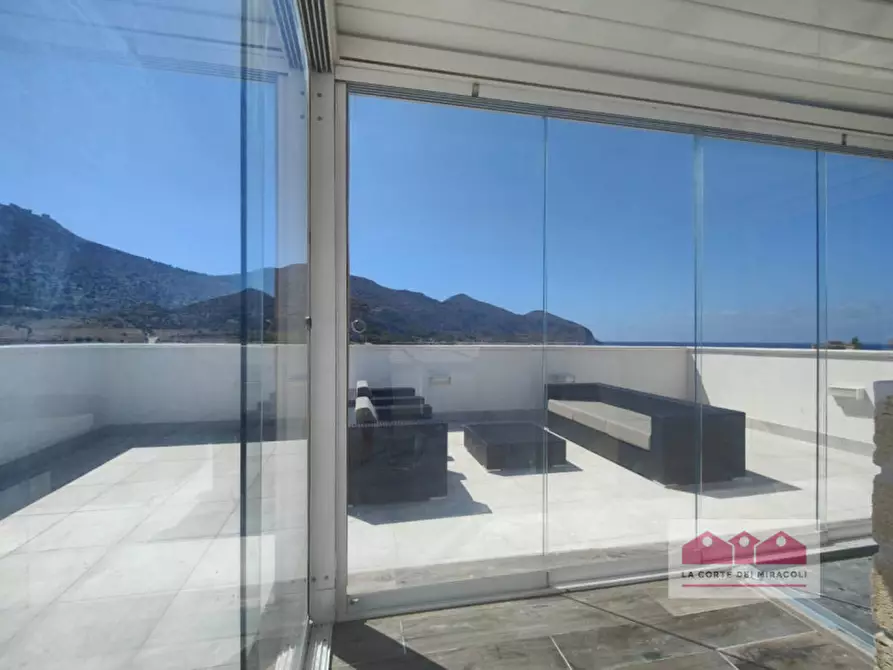 Immagine 26 di Attico in vendita  in Via Libertà a Favignana