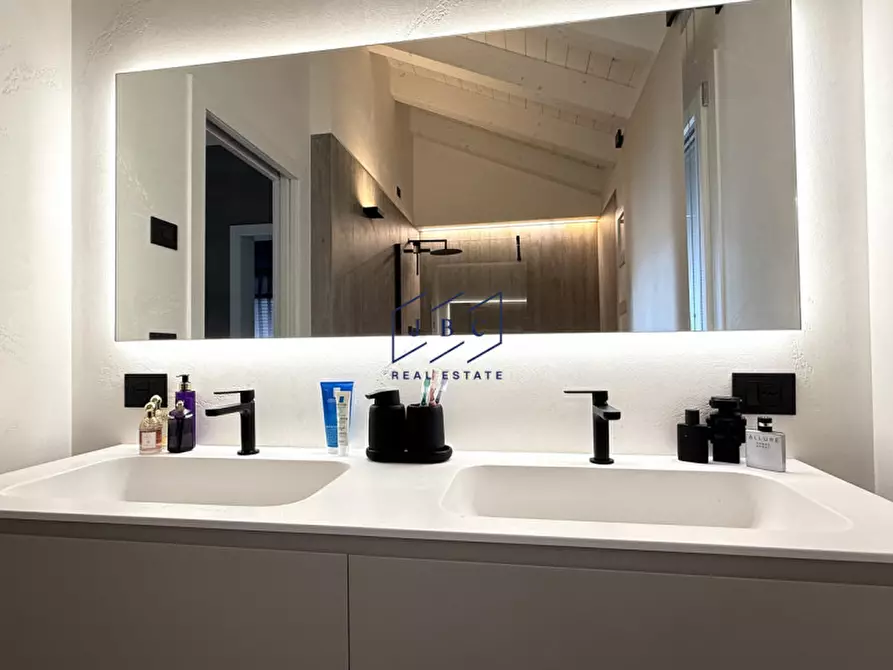 Immagine 20 di Casa bifamiliare in vendita  in Via Bosco di Camino a Oderzo