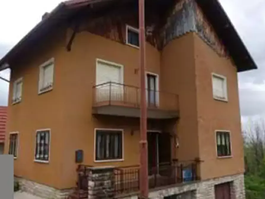 Immagine 1 di Casa indipendente in vendita  in Via Tomasei, 2 a Tambre
