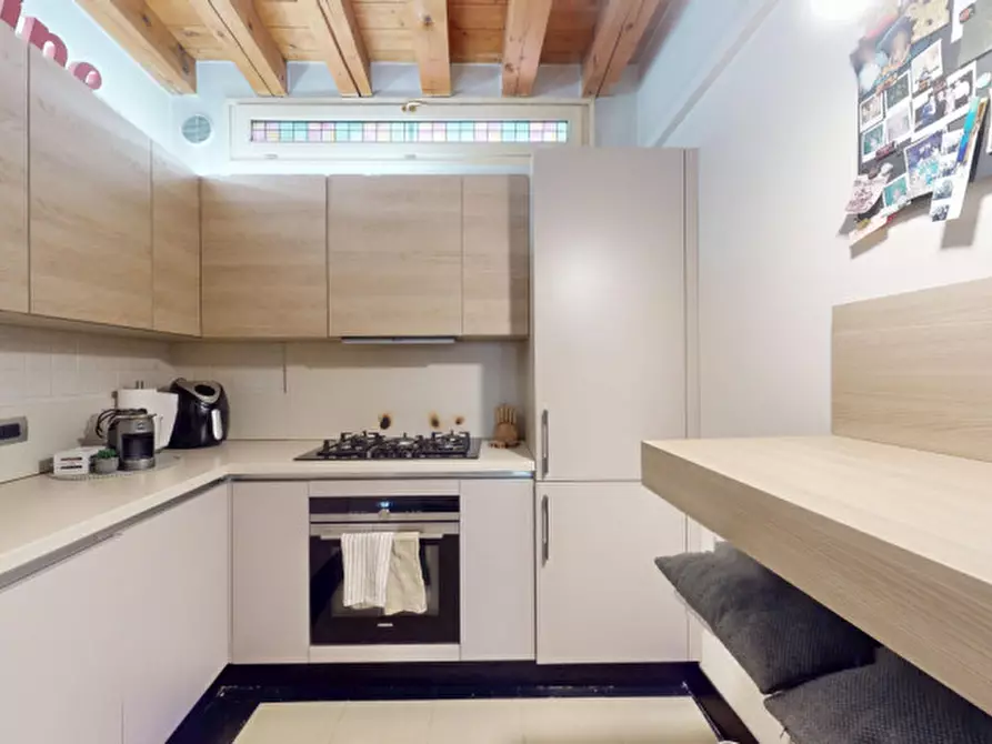 Immagine 8 di Appartamento in vendita  in Via dei Mille a Vicenza