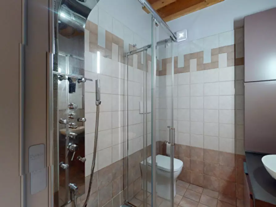 Immagine 15 di Appartamento in vendita  in Via dei Mille a Vicenza