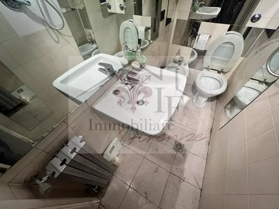 Immagine 9 di Appartamento in vendita  in Via Cesare De Laugier a Firenze