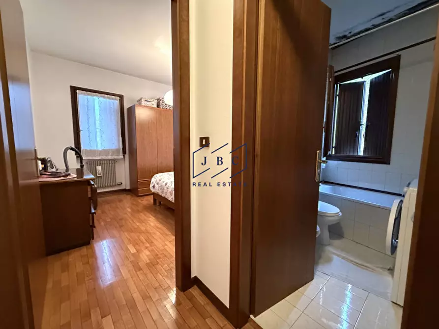 Immagine 5 di Appartamento in vendita  in Via Dei Mosaici a Oderzo