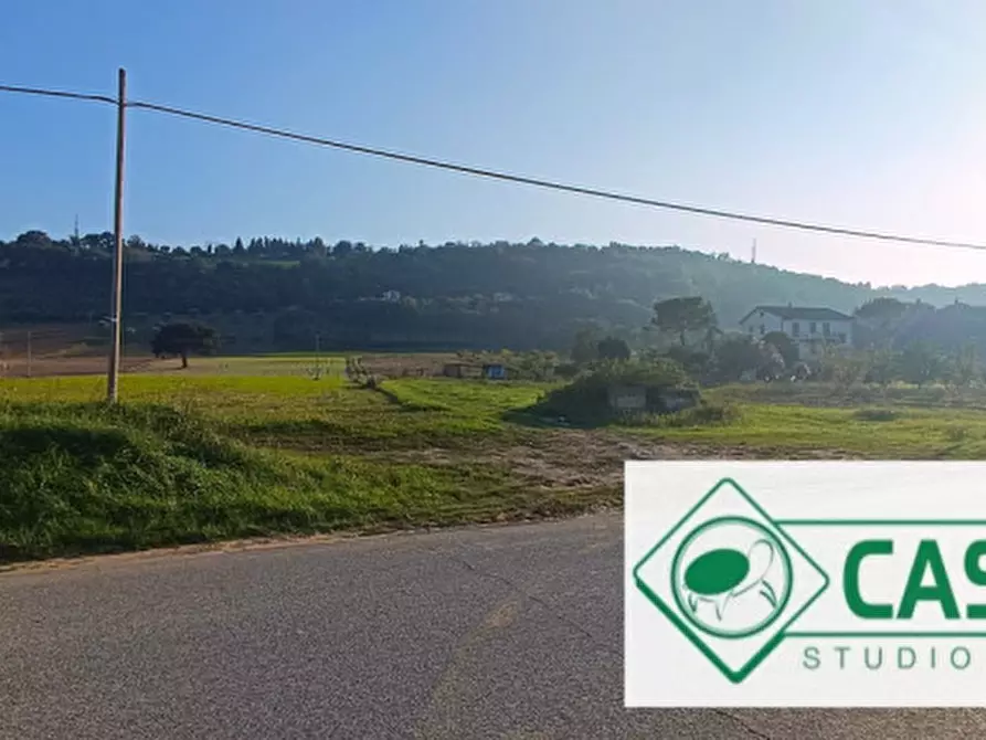 Immagine 3 di Terreno in vendita  in CONTRADA CAMPOGIANO a Corridonia