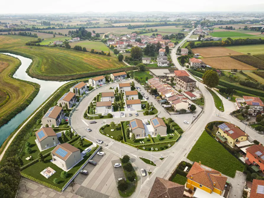 Immagine 6 di Casa indipendente in vendita  in Via Ceresone a Grisignano Di Zocco