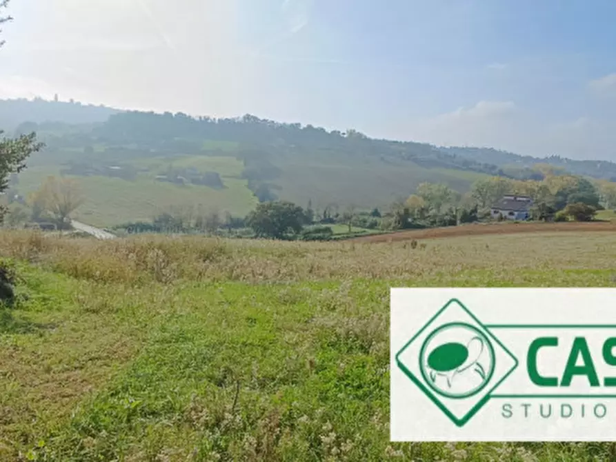 Immagine 2 di Terreno in vendita  in CONTRADA FURIASSE a Macerata