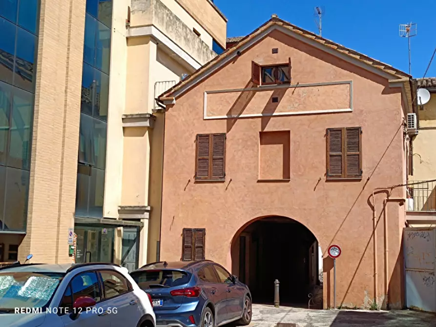 Immagine 3 di Magazzino in vendita  in VIA VITTIME CIVILE DELLA GUERRA DEL 1944 a Macerata