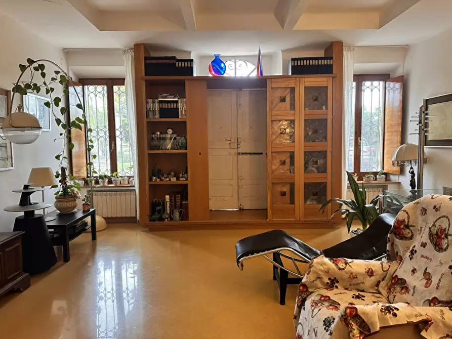 Immagine 9 di Villa in vendita  in Via Esino a Ancona